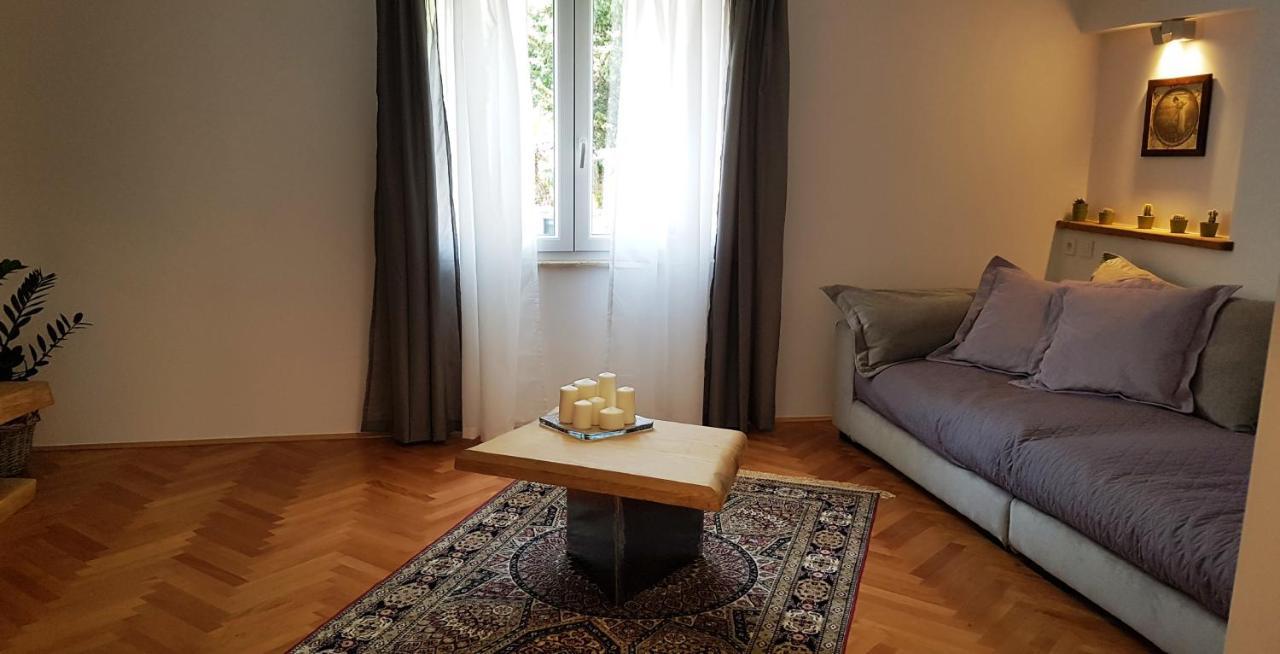Casa Villa Carducci Rovinj Exterior photo